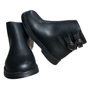 Zara | little girls Chelsea Boots size 5.5